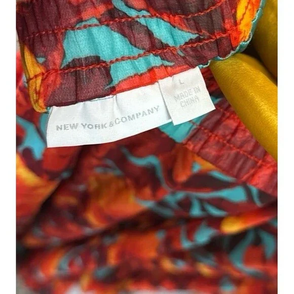 Beautiful Long Floral Skirt size Large stretchy band side slit in front of skirt - Picture 5 of 5